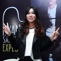 Foto preskon album Isyana Sarasvati (Deki Prayoga/bintang.com)