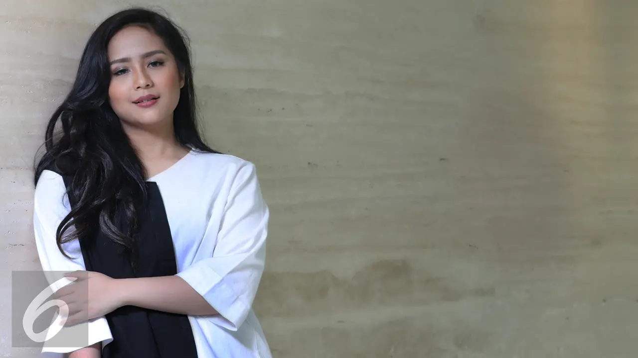 20151113-Gita-Gutawa-YG