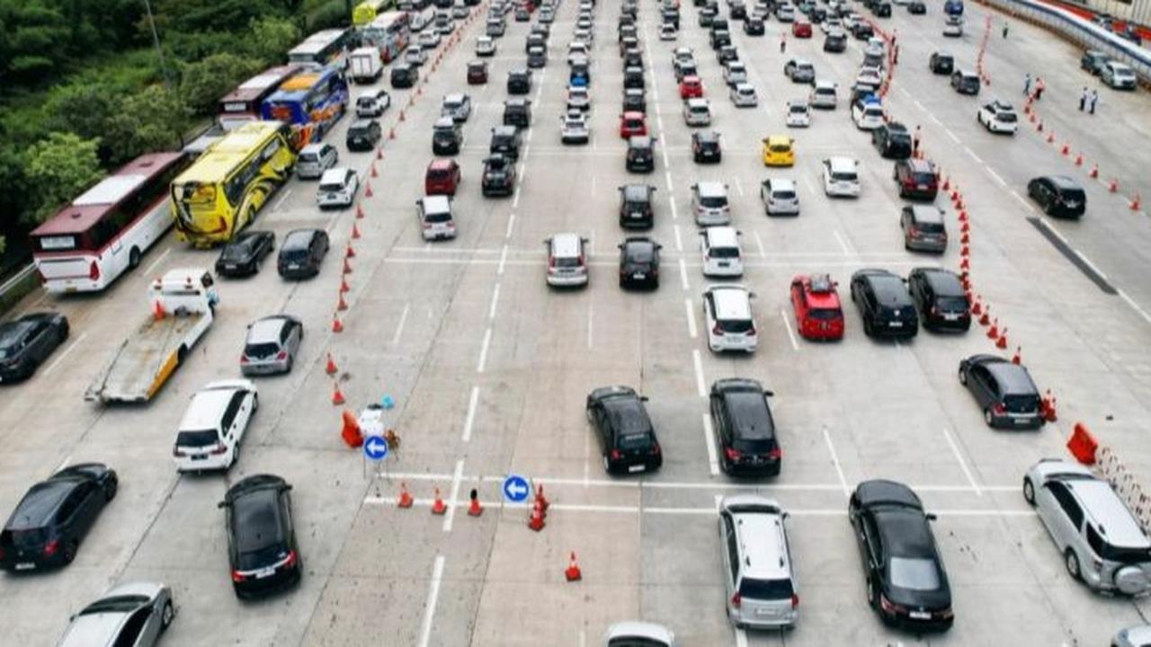Puncak Arus Mudik, 1,4 Juta Lebih Kendaraan Tinggalkan Jabotabek