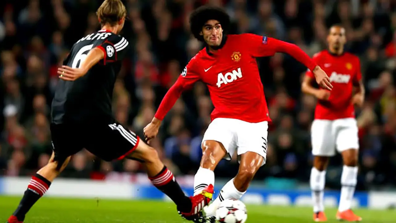 manu-vs-bayer1-130918c.jpg