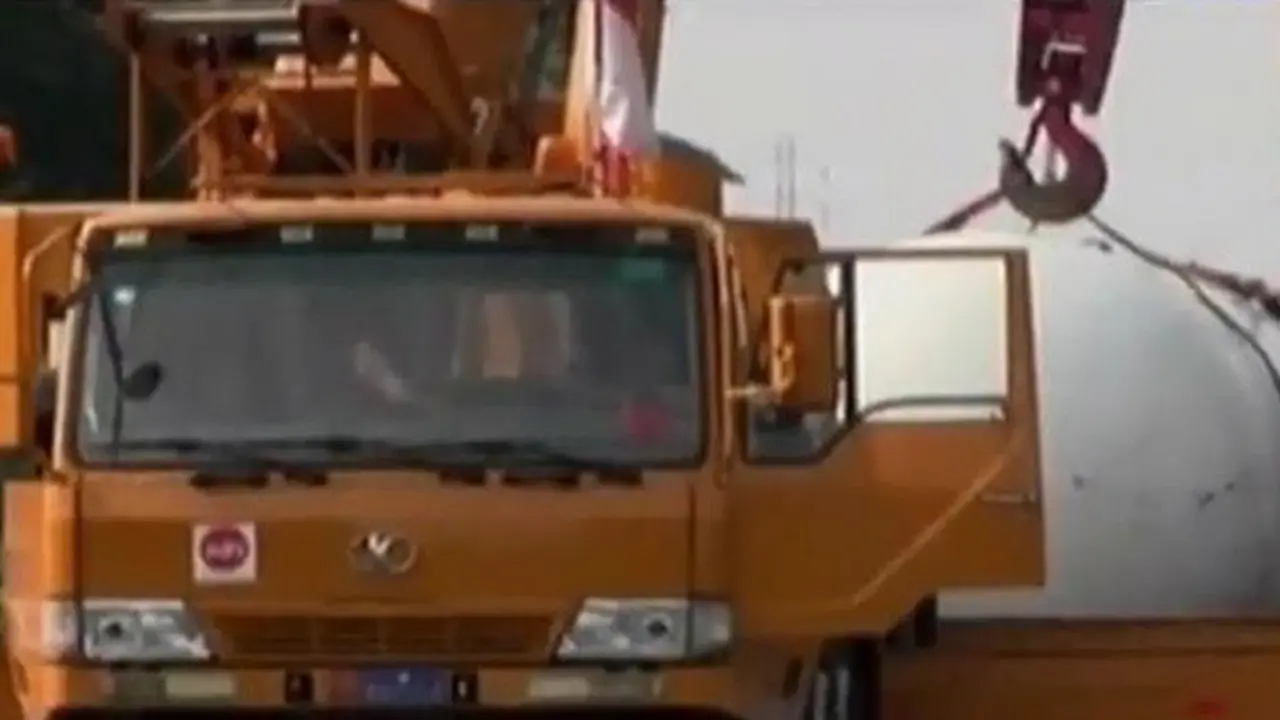 Evakuasi Truk LPG