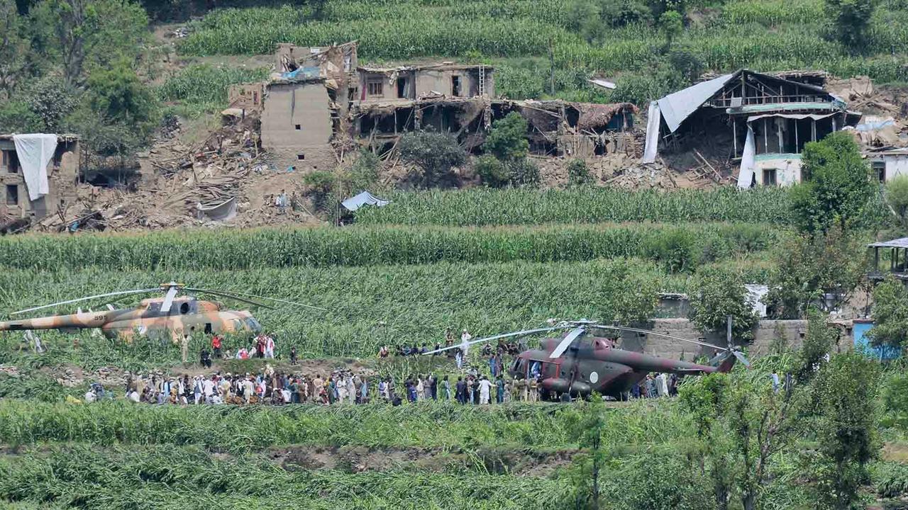 FOTO: Desa Porak-Poranda di Afghanistan, 800 Warga Tewas Akibat Gempa