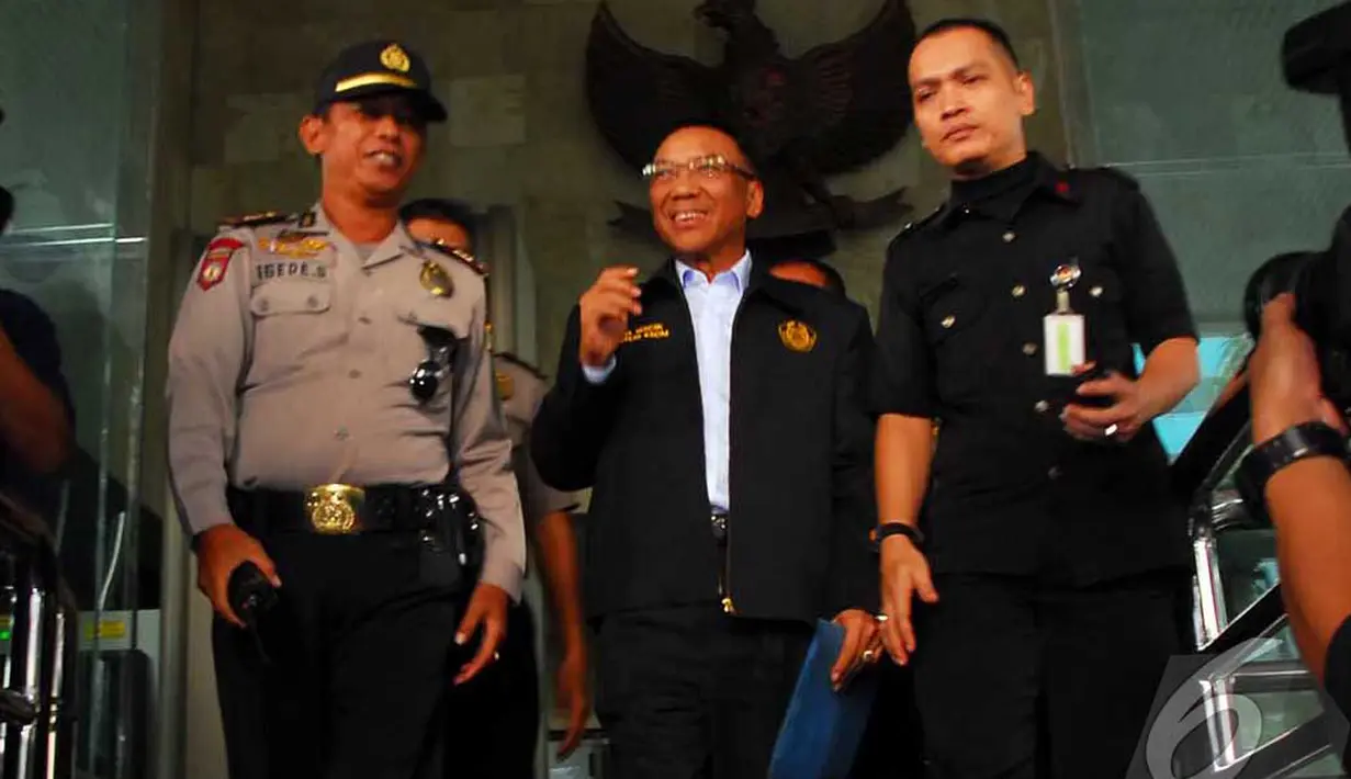 Jero Wacik mengatakan lembaganya tak mengurusi permintaan Artha Meris Simbolon, bos PT Kaltim Parna Industri, yang menginginkan harga gas di Bontang diubah, Jakarta, Senin (9/6/2014) (Liputan6.com/Miftahul Hayat)