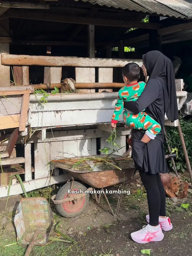 Rara Nawangsih Tinggal di Desa
