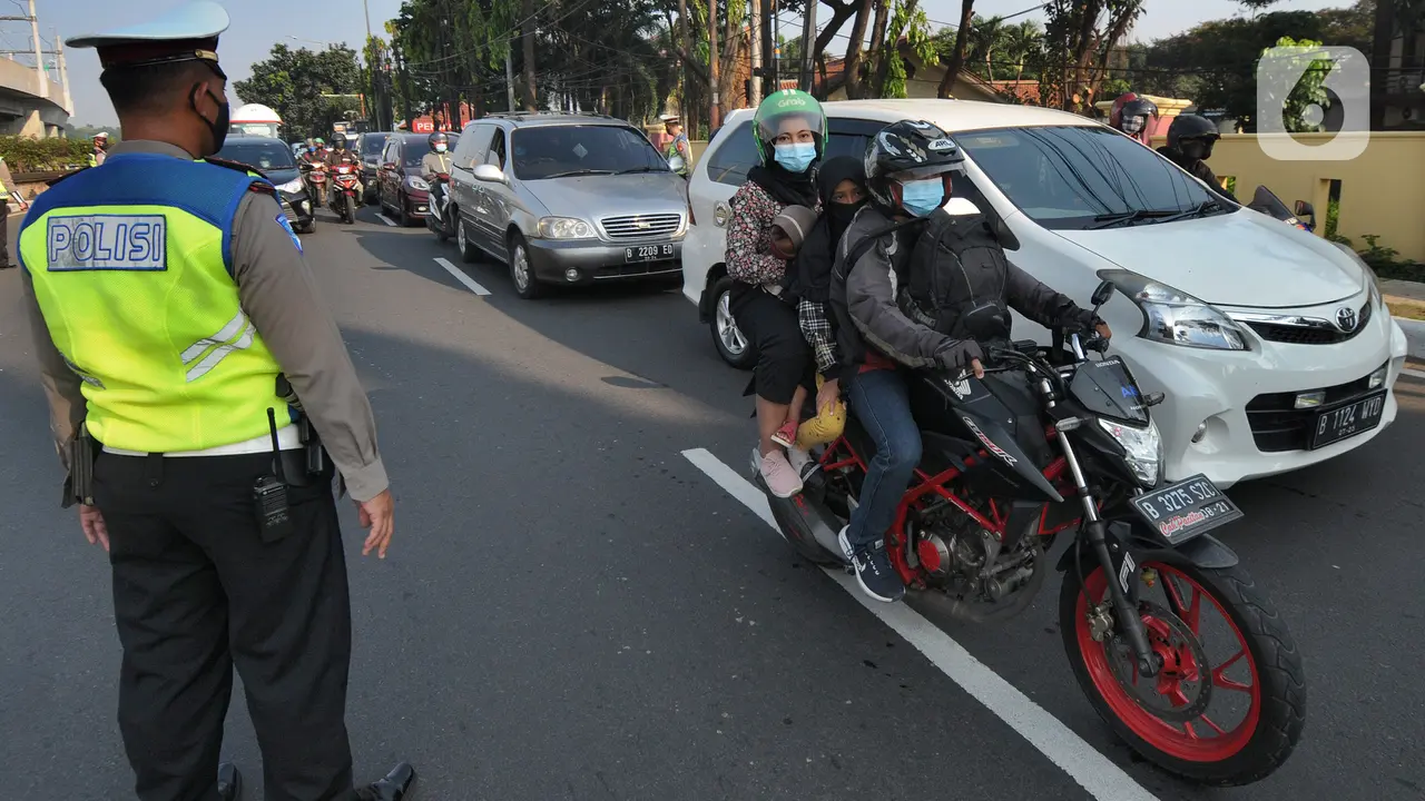 penyekatan kendaraan PPKM darurat