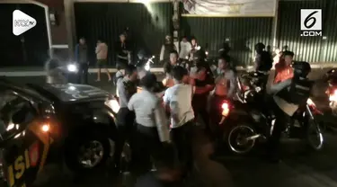 Puluhan k.endaraan roda dua dan sejumlah remaja mabuk, berhasil diamankan oleh Kepolisian Resort Tangerang Selatan dalam rangka Operasi Cipta Kondisi, yang dilaksanakan pada sejumlah wilayah hukum Tangerang Selatan