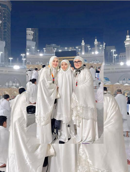Perjalanan umroh ini menjadi momen penting bagi Ayu untuk mendekatkan diri kepada Allah sekaligus mempererat hubungan keluarga. Selain ibadah, pengalaman ini menjadi wujud syukur atas pencapaian dan berkah hidup di sepanjang tahun 2024. (Liputan6.com/IG/@ayutingting92)