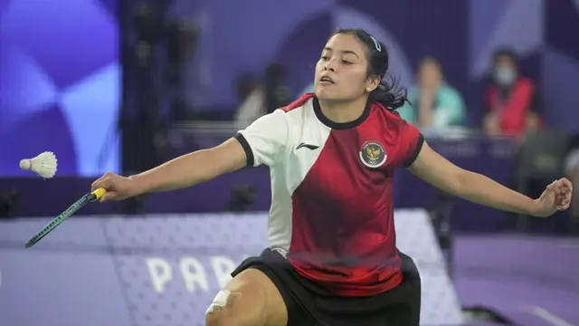 Foto: Momen Pelukan Hangat An Se-young setelah Mengalahkan Gregoria Mariska Tunjung di Semifinal Olimpiade Paris 2024