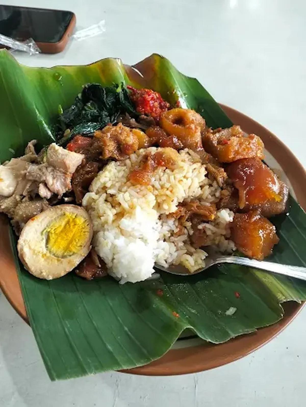 Nasi Gudeg Koyor Bu Yanti -