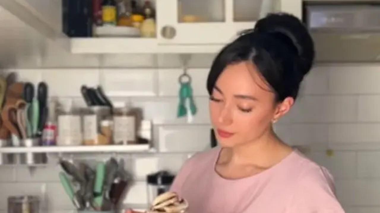 Desain Dapur Asmirandah, Tunjukkan Sisi Sederhana yang Elegan