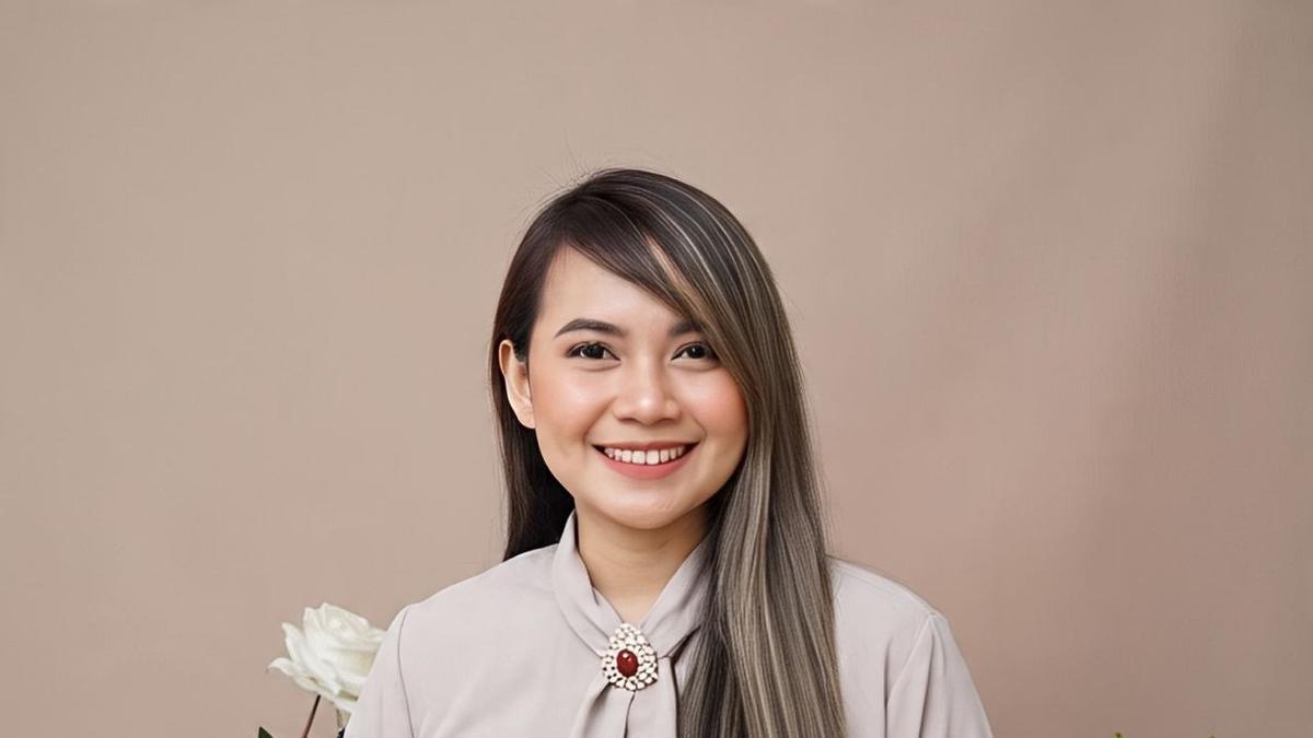 7 Model Rambut Panjang Lurus Tipis Usia 30-an yang Stylish