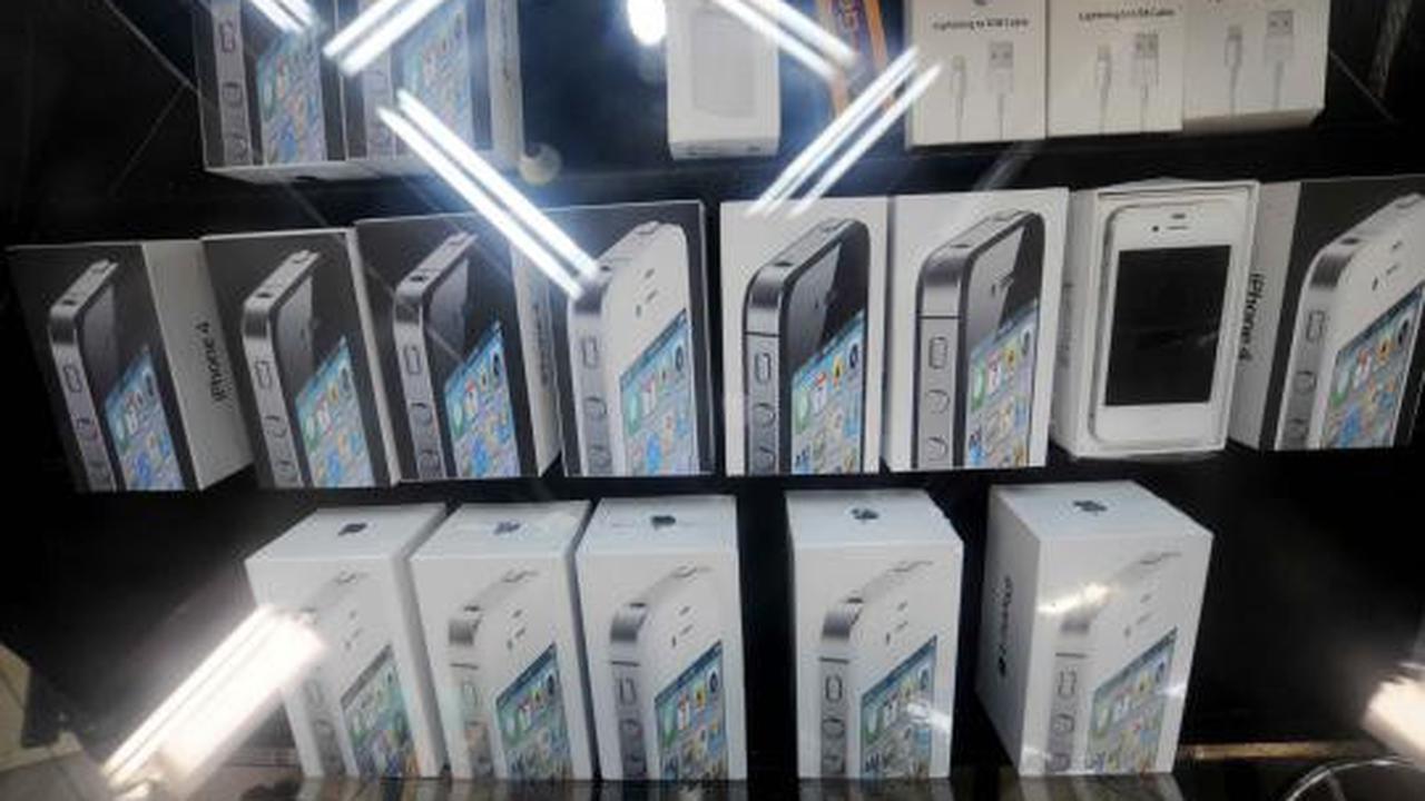 Akhir tahun 2012 permintaan produk Apple meningkat
