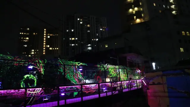 jembatan menyala, braga, bandung