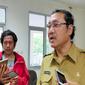 Kepala Dinkes Kota Cirebon Edy Sugiarto menyatakan kondisi APD covid-19 di Kota Cirebon kategori kritis dan zona merah. Foto (Liputan6.com / Panji Prayitno)