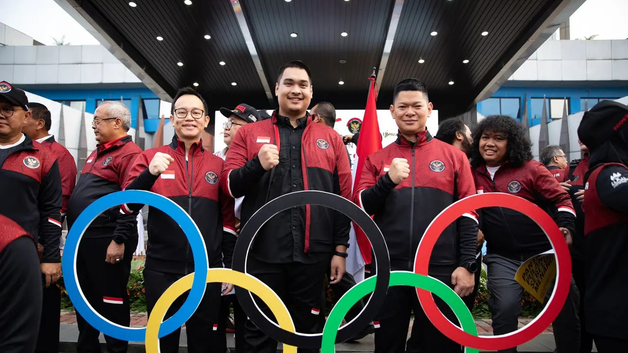 Menpora Dito Ariotedjo saat mengkuhkan kontingen SEA Games 2023