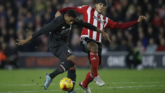 Liverpool Berondong 6 Gol di Stadion St. Mary's