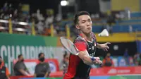 Tunggal putra Indonesia&nbsp;Jonatan Christie lolos ke perempat final Kejuaraan Asia 2022 setelah mengalahkan&nbsp;wakil Malaysia Daren Liew 21-14, 13-21, dan 21-19 di Muntinlupa Sports Complex, Manila, Kamis (28/4). (foto: PBSI)