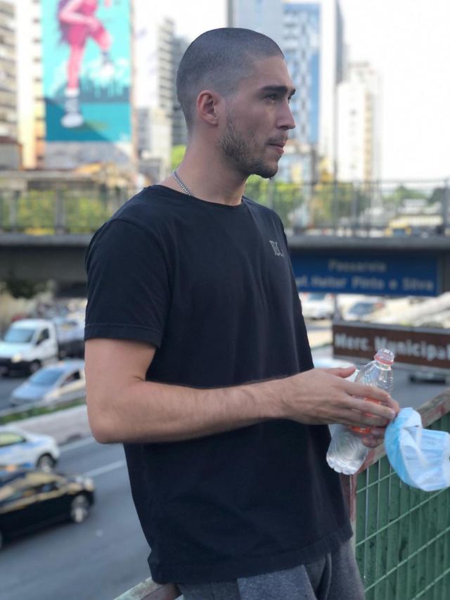 5 Potret Terbaru Eryck Amaral Mantan Suami Aura Kasih, Kini Sudah Kembali ke Brazil