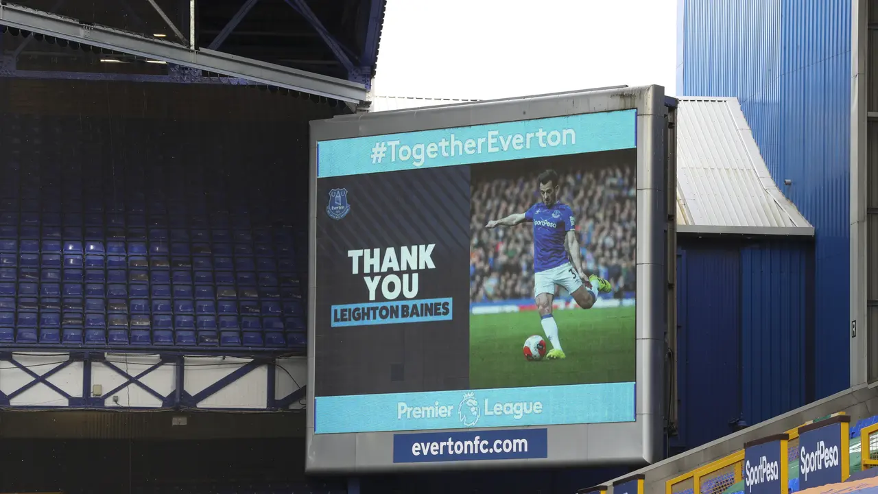 Leighton Baines