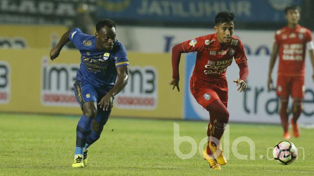 Debut Pemain Persib Bandung, Michael Essien dan Carlton Cole