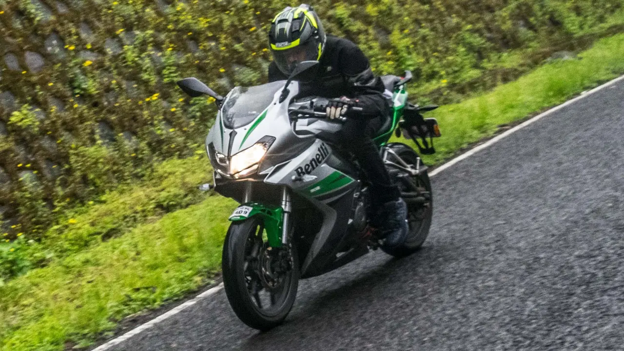 Benelli 302R