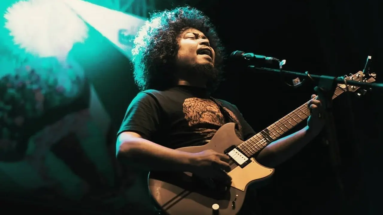 [Bintang] Is Payung Teduh