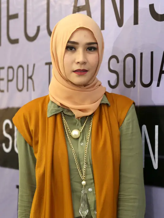 Bahkan, hingga sekarang, bisnis fashion Meccanism yang dijalankan telah buka cabang yang ke-11. Lantas apa alasan yang selama ini dipegang dalam menjalankan bisnis pakaian tersebut. (Nurwahyunan/Bintang.com)