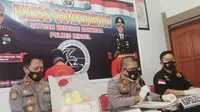 Kapolres Minahasa Selatan AKBP Norman Sitindaon saat konferensi pers, Jumat (4/6/2021).