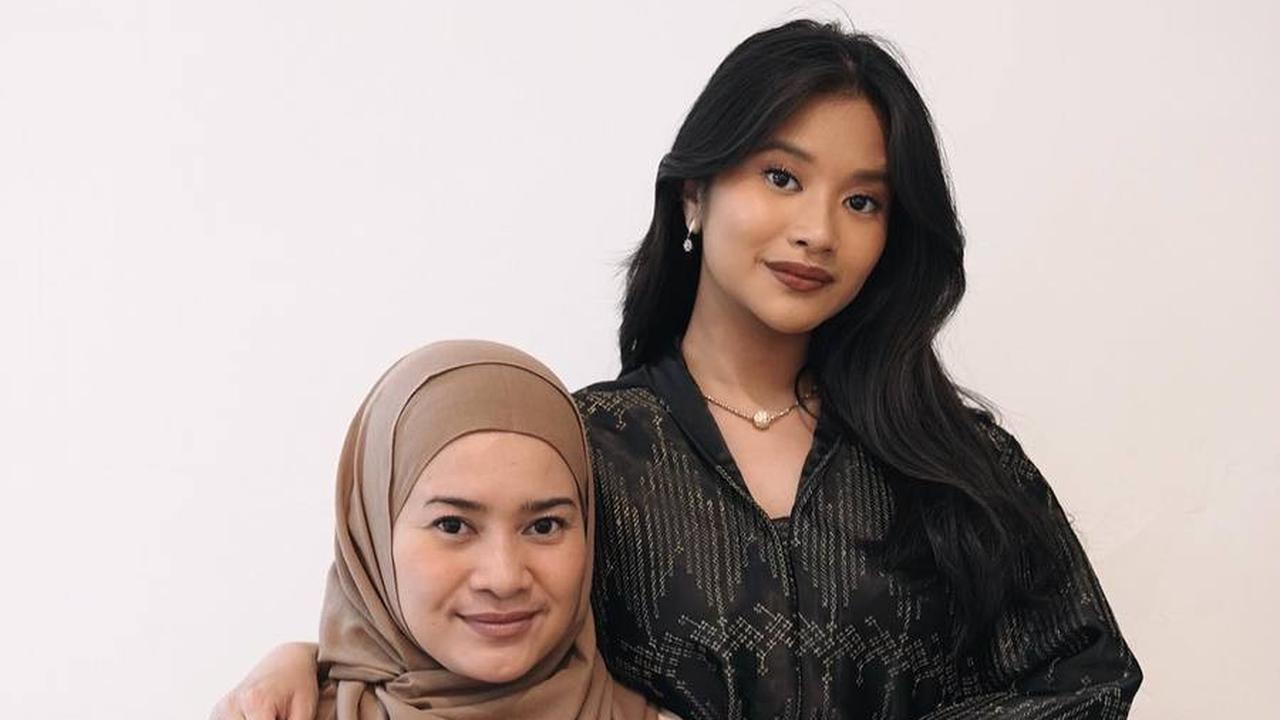 Cantiknya 11 12, Potret Ikke Nurjanah Bersama Siti Adira yang Terlihat Bagai Kakak Adik