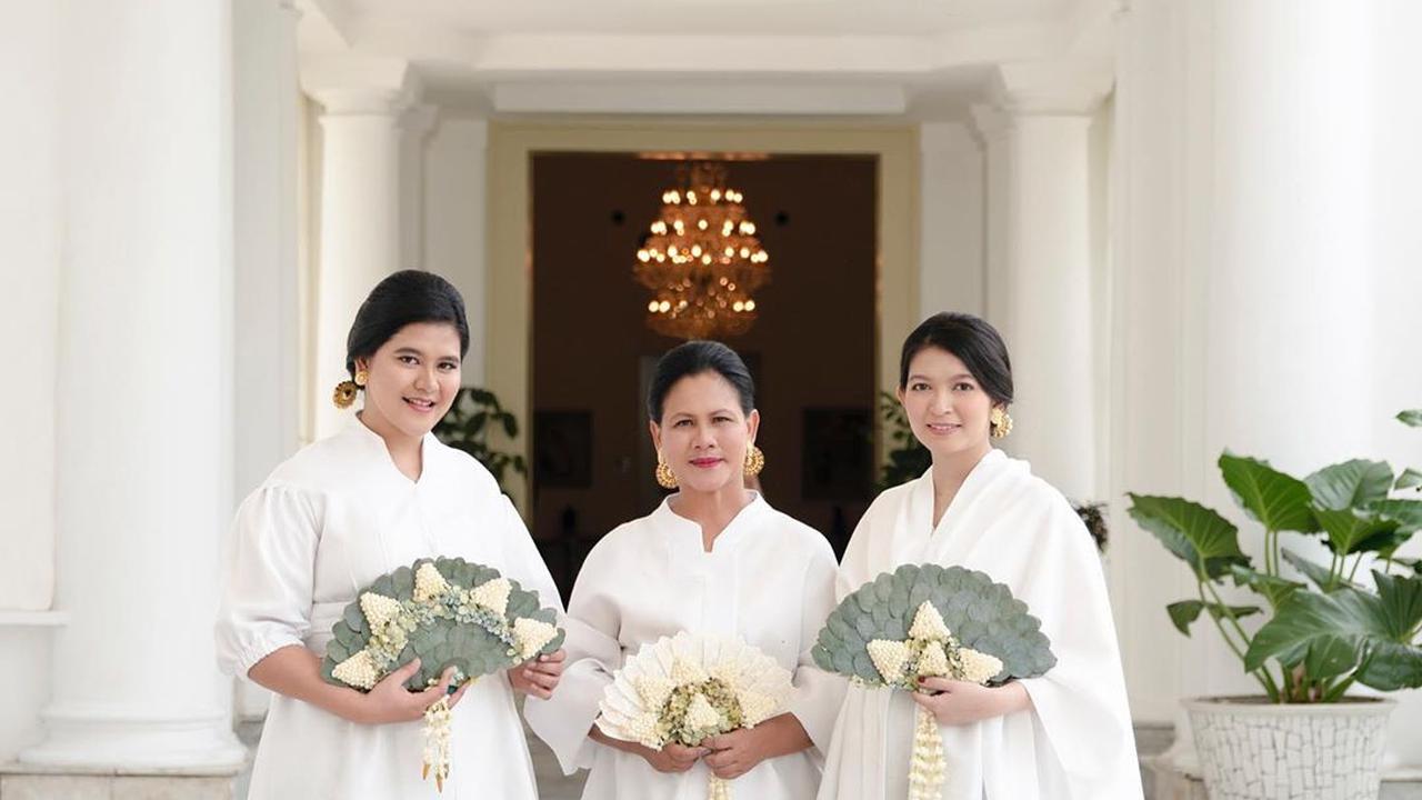 Kahiyang Ayu, Iriana Jokowi, dan Selvi Ananda. (Foto: Dok. Instagram @dierabachir)