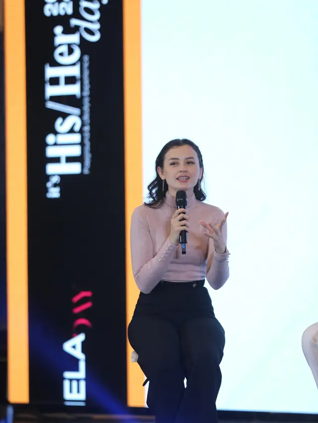 Kimberly Ryder Tampil Casual di FIMELA Day, Bercerita Tentang Serial Waktu Kedua