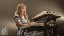 Grup band asal Jepang Silent Siren beraksi dalam konser yang di gelar di Annex Building, Jakarta, Sabtu (19/9/2015). Silent Siren terdiri dari 4 cewek cantik itu berhasil menghibur penggemarnya di Jakarta. (Liputan6.com/Faizal Fanani)