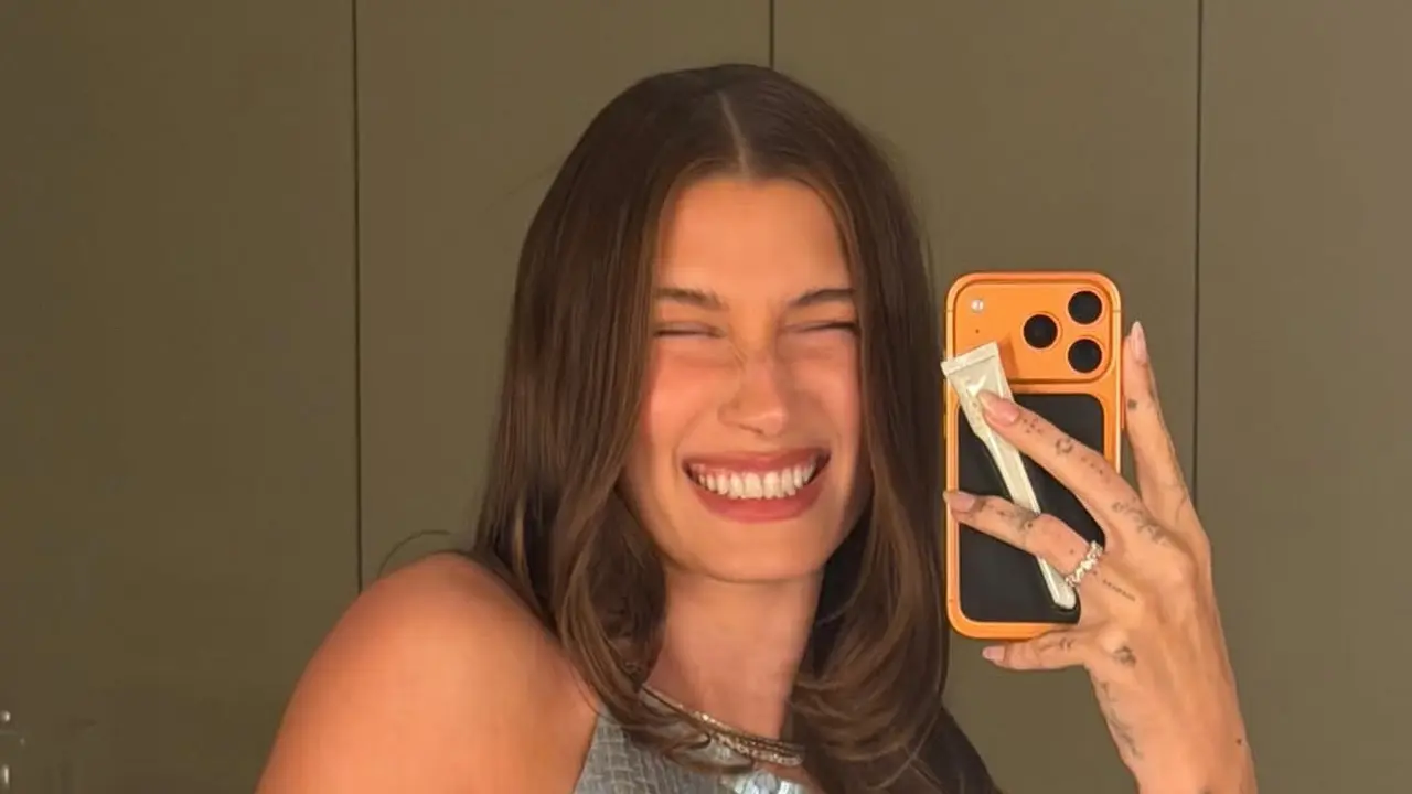 Hailey Bieber Rayakan Ulang Tahun ke-29 dengan glamor. [@haileybieber]