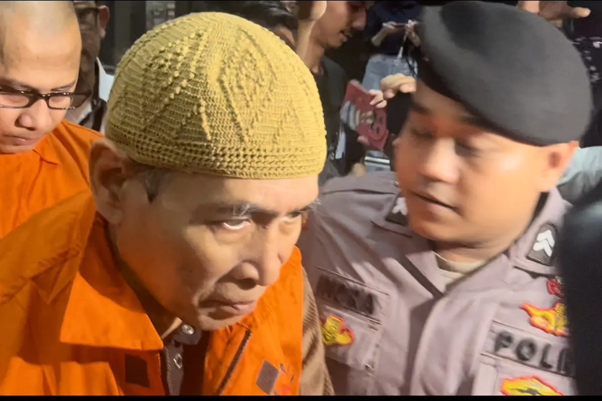 Komisi Pemberantasan Korupsi (KPK) menahan 2 pihak swasta dalam kasus dugaan korupsi kuota tambahan haji (Liputan6.com/Muhammad Radityo Priyamsoro)