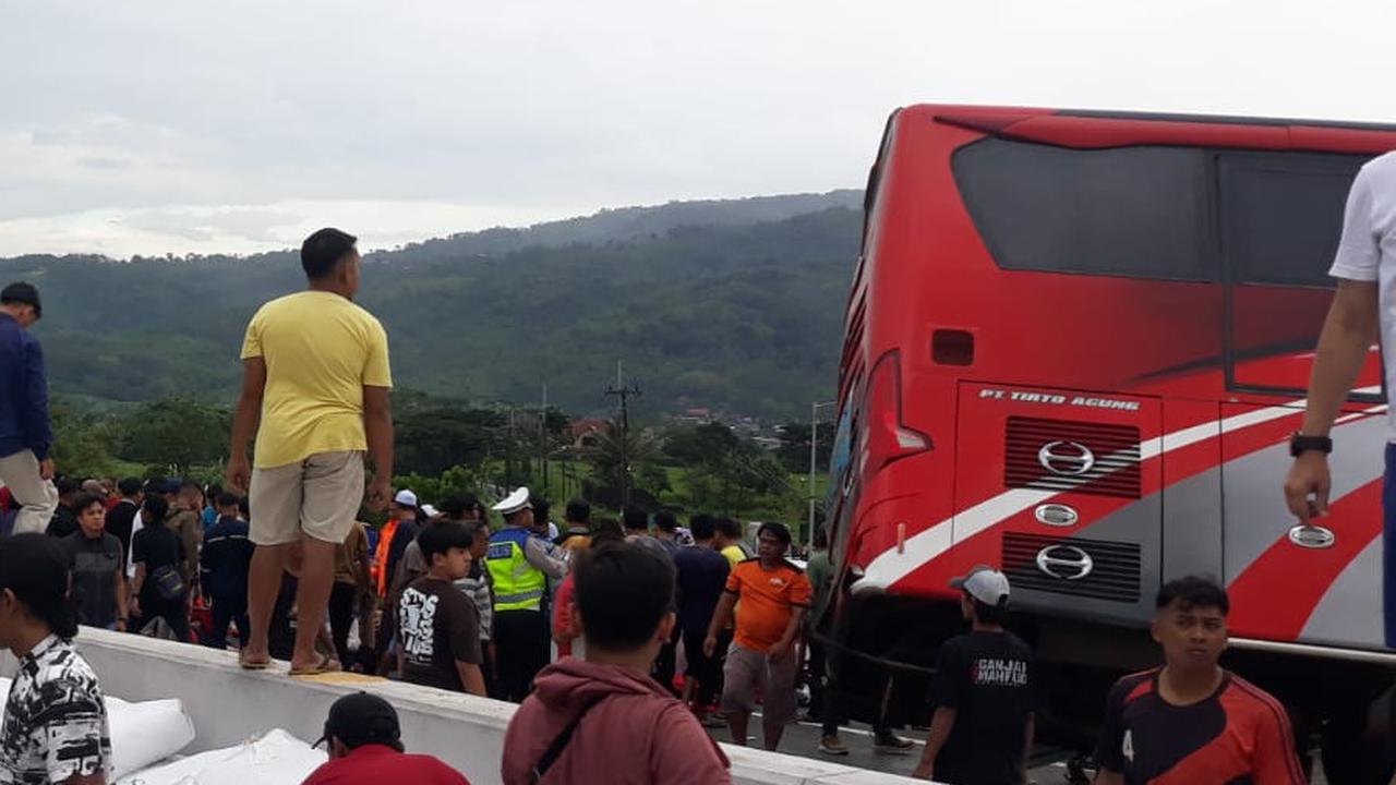 kecelakaan di tol malang