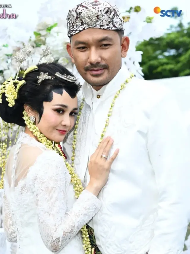 Michelle Ziudith Berperan sebagai Pengantin bersama Rio Dewanto. [@michelleziu]