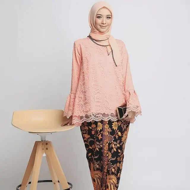 Kebaya Vira Tandia
