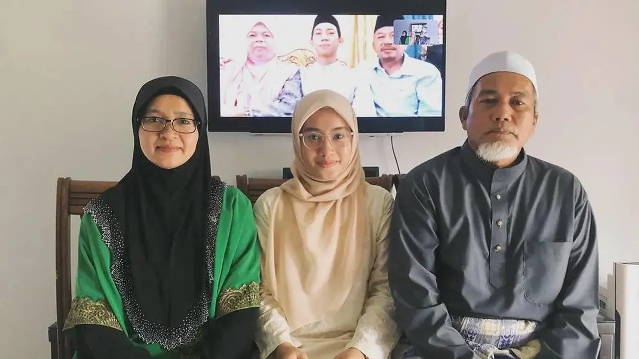 Pengantin di Malaysia nikah online selama lockdown pandemi virus corona (Twitter/@theghrack)