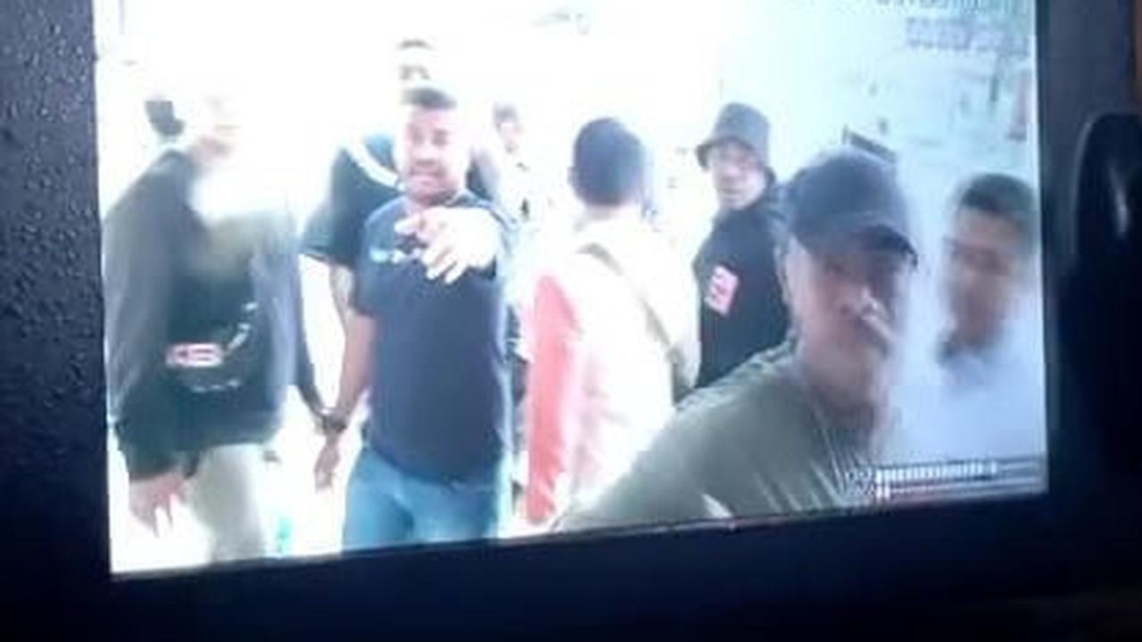 Dia mengakui GMPG memang tidak ada di struktural Golkar. Namun keberadaannya sebagai gerakan anak muda yang peduli dengan partai.