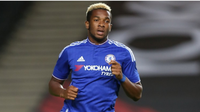 SEMPROT - Gelandang muda Chelsea, Kasey Palmer, menyemprot pengembang gim FIFA 16 karena membuat wajahnya terlihat tak tampan. (Metro)