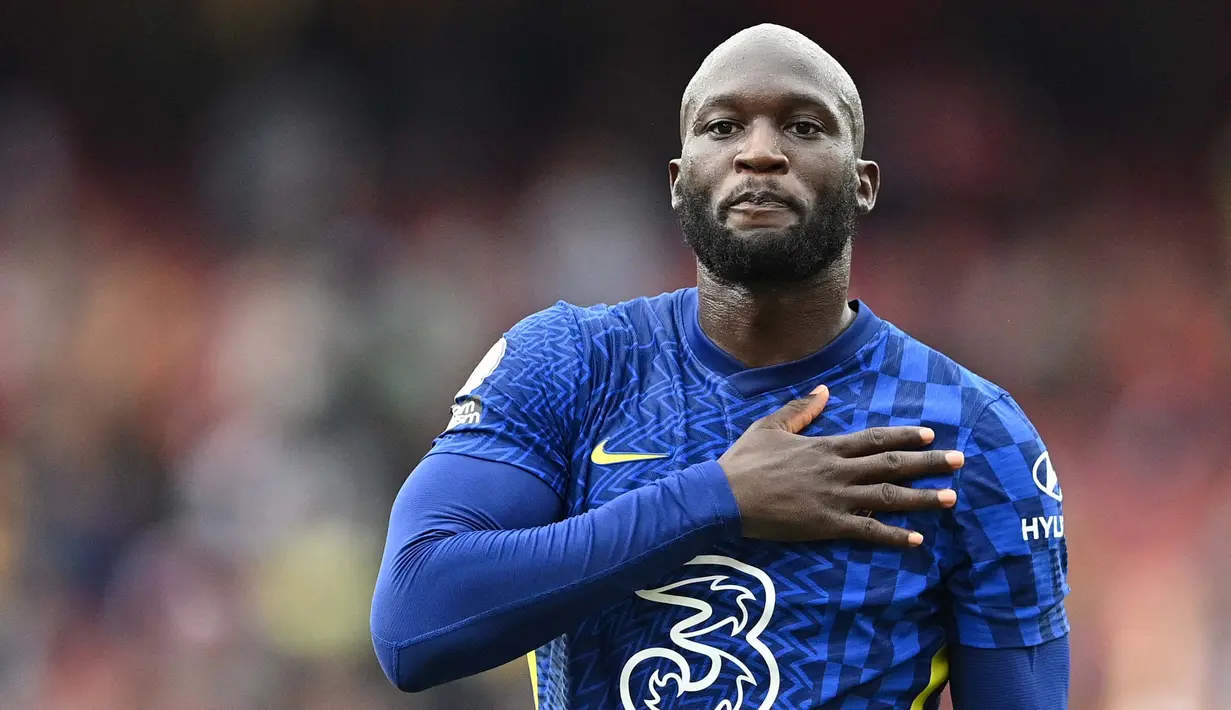 Romelu Lukaku - Chelsea tak kuasa menahan hasrat untuk memulangkan bomber asal Belgia ini usai tampil trengginas bersama Inter Milan. Lukaku sempat berseragam Chelsea pada periode 2011-2014, namun karena kalah bersaing ia harus tersingkir dari skuat utama Chelsea kala itu. (Foto: AFP/Justin Tallis)