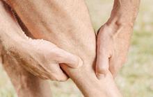 5 Cara Cegah Kaki Sakit dan Pegal saat Berdiri Seharian