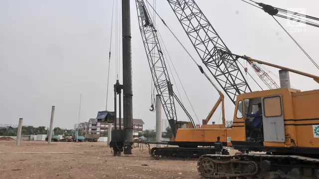 Memantau Progres Pembangunan Stadion BMW