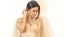 Pemilik nama lengkap Skolastika Citra Kirana Wulan ini dikenal dengan sosok yang feminim. Hal itu terbukti dari gaya penampilannya yang ia pilih. Kali ini ia tampil cantik dengan gaun transparan di bagian lengan.(Liputan6.com/IG/@citrascholastika)