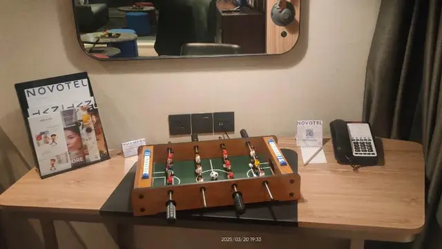 Merasakan Kamar Hotel Bernuansa Pesepak Bola Legendaris Argentina Javier Pastore di Jakarta.  (Liputan6.com/Henry)