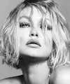 gaya rambut Bob yang "Cabik-cabik" (Shredded Bob). (dok. tangkapan layar Instagram @gigihadid/https://www.instagram.com/p/DCURXKiRQYA/?igsh=NzRsZnozZjE5cGVm)