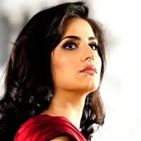 Katrina Kaif terkenal berkat tubuh langsing, seksi, dan sehat. Yuk bikin tubuhmu seperti dia dengan langkah mudah ini.