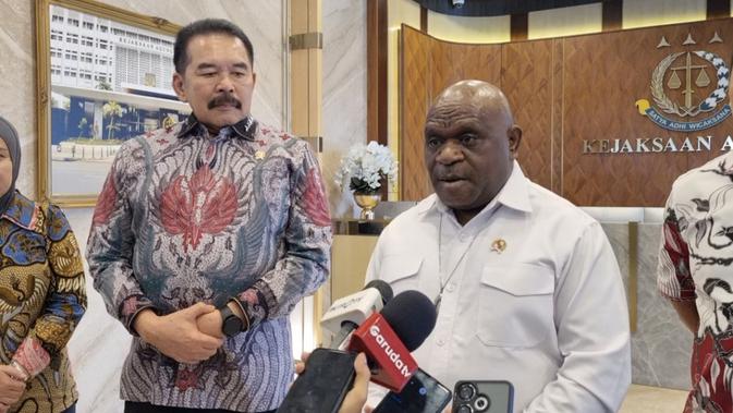 Natalius Pigai: Komnas HAM Boleh Bentuk Unit Penyidik untuk Tangani Pelanggaran HAM Berat