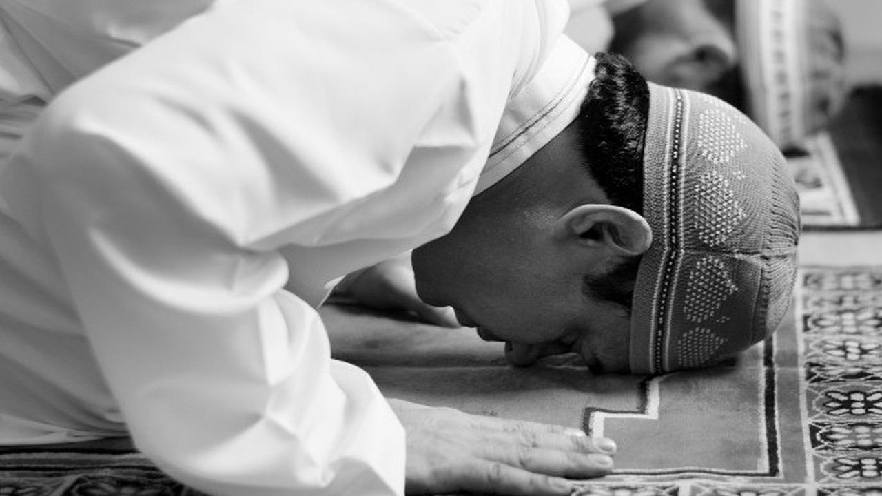 ilustrasi sholat