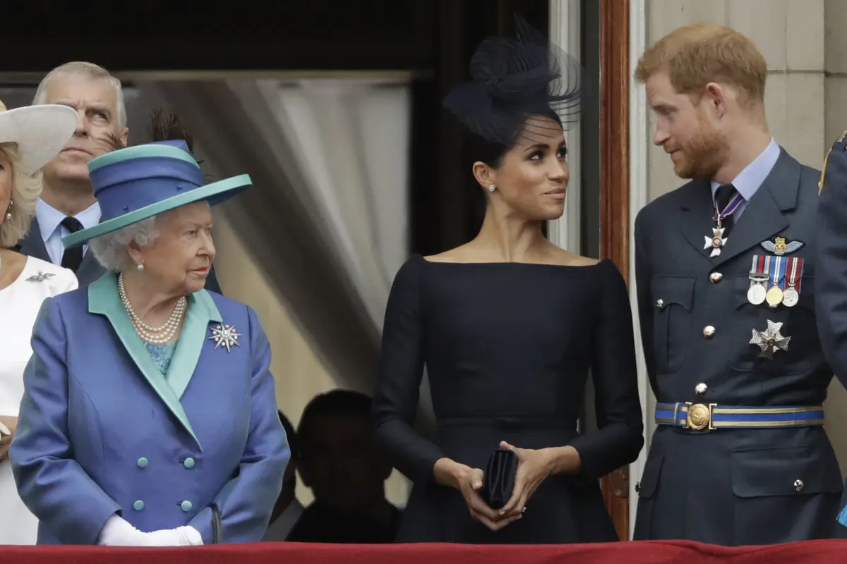 Pangeran Harry, Meghan Markle, dan Ratu Elizabeth II. (AP Photo/Matt Dunham, File)